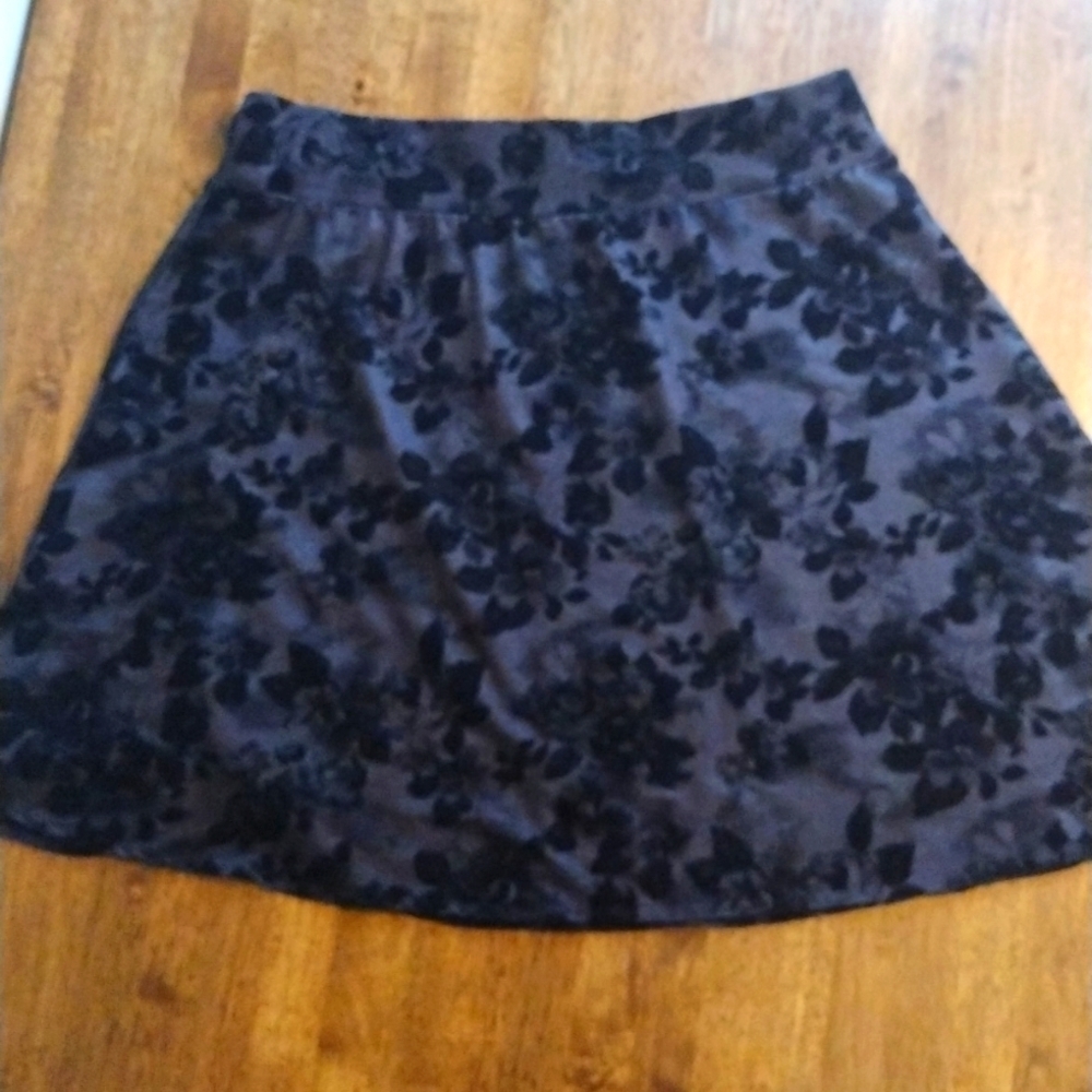 Studio 253 Floral Flowing Skirt XL